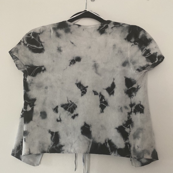 Tip Up Cardi - Picture 3 of 3